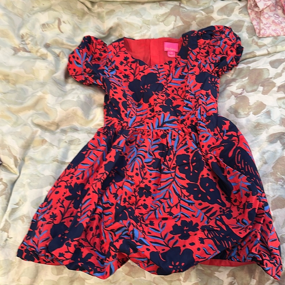 Lilly Pulitzer red bubble dress with puff sleeves size 7 girls